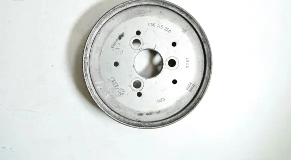 Audi A6 S6 C5 4B Power steering pump pulley 059145255