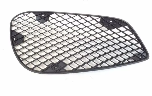 Mercedes-Benz E W212 Front bumper lower grill A2128850224