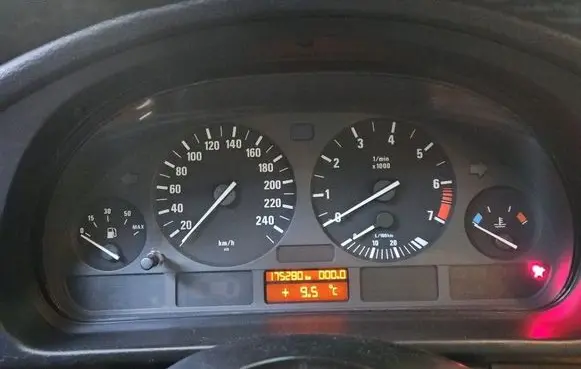 BMW 5 E39 Speedometer (instrument cluster) 8375895 IMPRK1571065