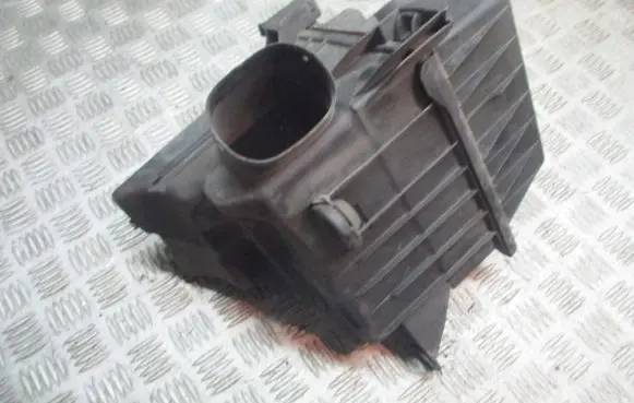 Seat Ibiza III (6L) Air filter box 6Q0129601AR
