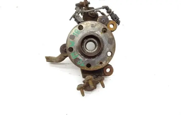 Volkswagen Golf VII Front wheel hub spindle knuckle
