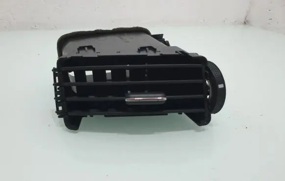 Toyota Corolla Verso AR10 Dash center air vent grill 6556444010