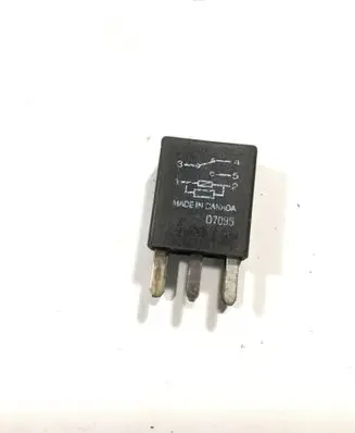 Opel Sintra Other relay 12077866 D7095