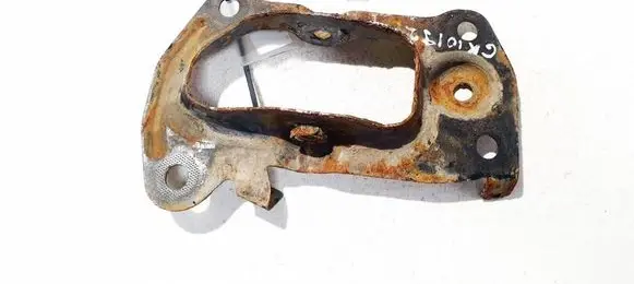 Volkswagen PASSAT B6 Bracket in trunk/boot 
