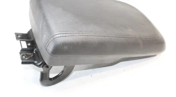 Chevrolet Captiva Armrest