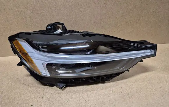 Volvo XC60 Headlight/headlamp 32420438