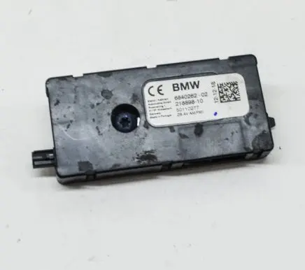 BMW X4 G02 Aerial antenna amplifier 6840262