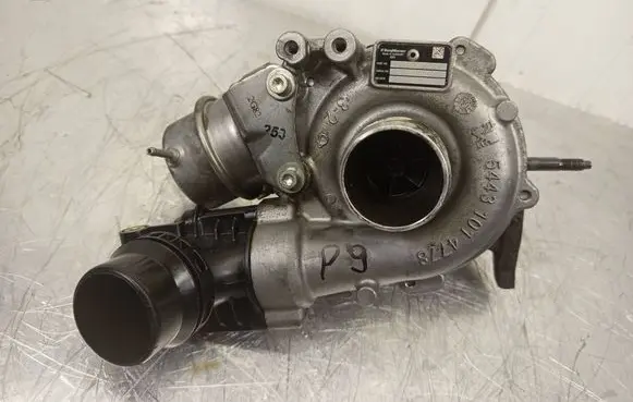 Opel Vivaro Turbo 54431014778