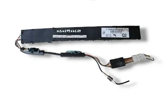 Mercedes-Benz CLK A209 C209 Aerial antenna filter A2038201189