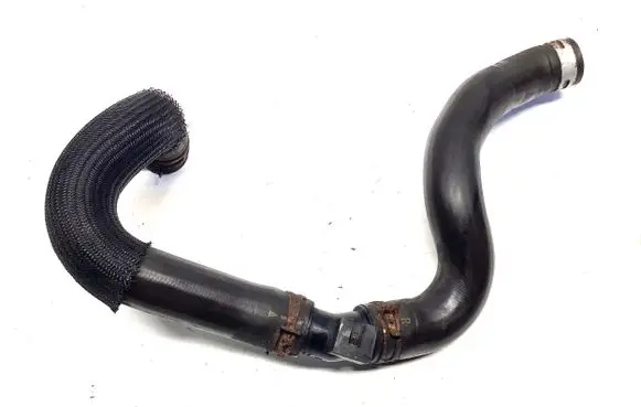 Nissan Qashqai+2 Engine coolant pipe/hose