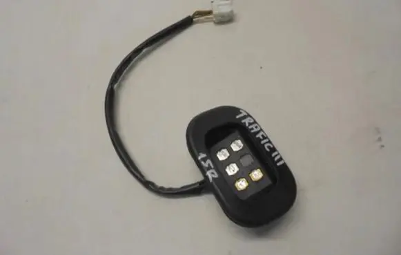 Opel Vivaro Front door sensor coupe 7700825473