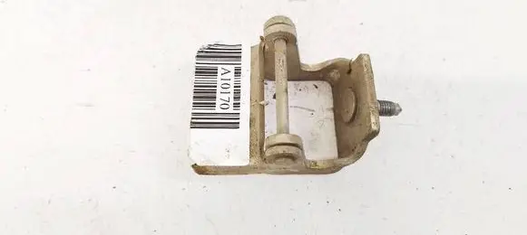Tailgate/trunk/boot hinge
