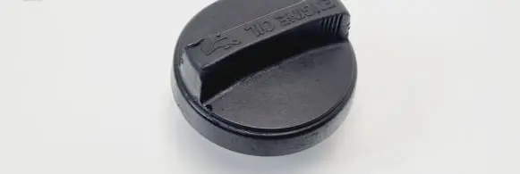 Toyota Corolla E120 E130 Oil filler cap 