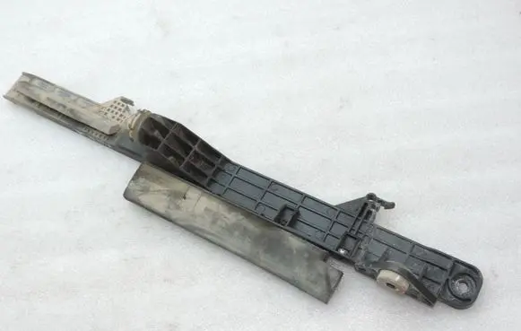 Ford Ranger Radiator mount bracket EB3G8005E2A