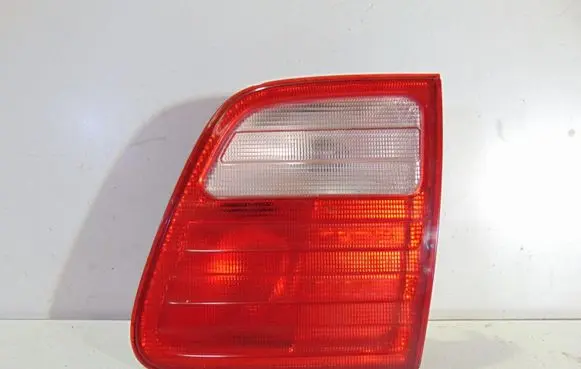 Mercedes-Benz E W210 Tailgate rear/tail lights A2108202464
