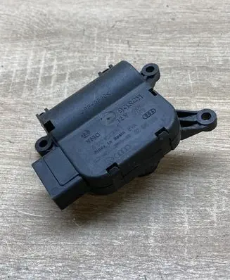 Volkswagen Touran I Air flap motor/actuator 0132801320 52495223