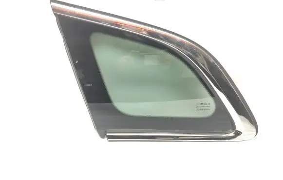 Rear side window