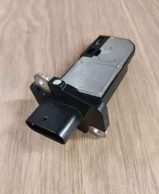 Porsche Macan (95B) Mass air flow meter 420133471