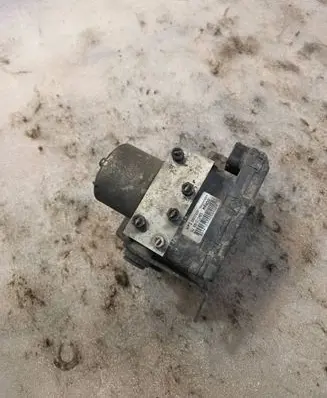 Hyundai Galloper ABS Pump ZR237209