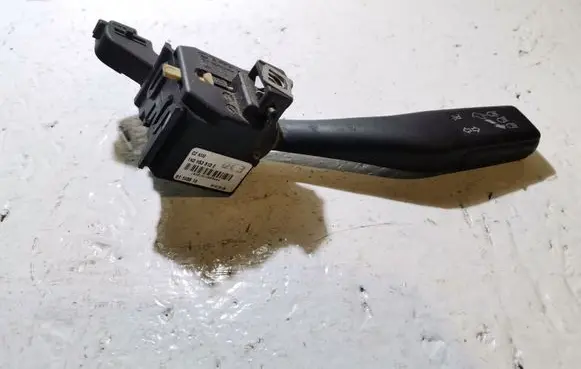 Skoda Octavia Mk2 (1Z) Wiper control stalk 1K0953513E
