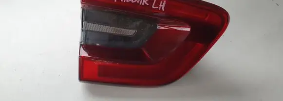 Renault Kadjar Tailgate rear/tail lights