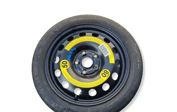 Volkswagen Golf Plus Spare wheel section trim 