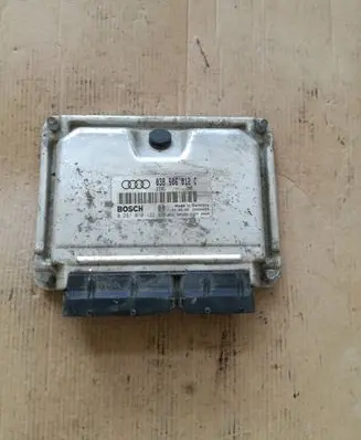 Audi A3 S3 8L Engine control unit/module 038906012C 0281010122