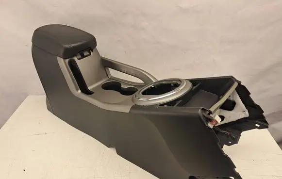 KIA Sportage Center console 846513W910