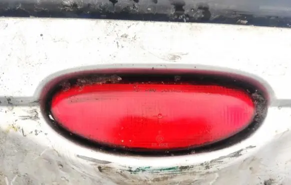 Peugeot 206 Rear fog light e9004005
