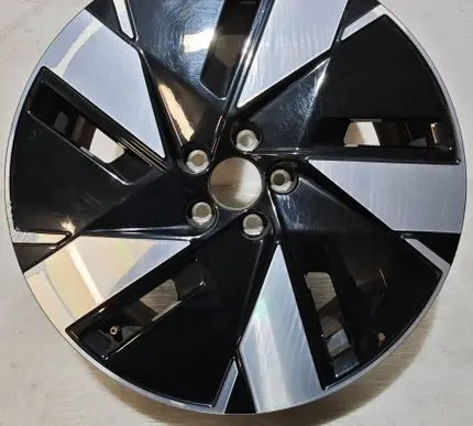 Volvo XC40 R19 alloy rim 32294212