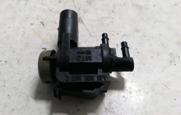 Volkswagen Caddy Vacuum valve 1J0906283C