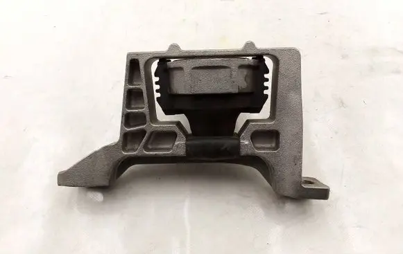 Ford Kuga II Engine mount vacuum valve 10440786550923