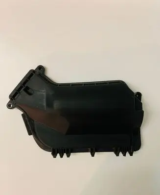 Porsche Macan (95B) Air filter box cover 95B907613