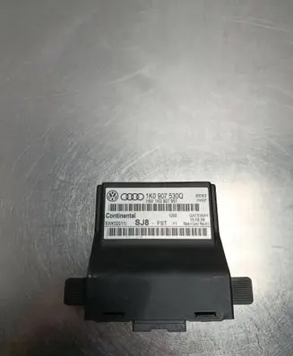 Volkswagen Golf VI Gateway control module 1K0907530Q 5WK50011I