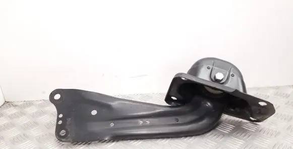 Volkswagen PASSAT B8 Rear suspension control arm 5Q0505226C 1K0505130L