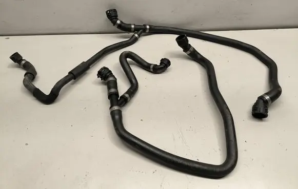 BMW M2 F87 Engine coolant pipe/hose 8071988 9307243