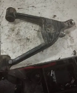 Mercedes-Benz ML W163 Rear upper control arm/wishbone 46A091607