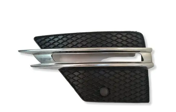 Mercedes-Benz ML W166 Front fog light trim/grill A1668852822