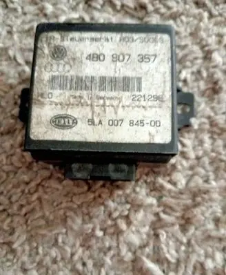 Audi A4 S4 B5 8D Light module LCM 4b0907357
