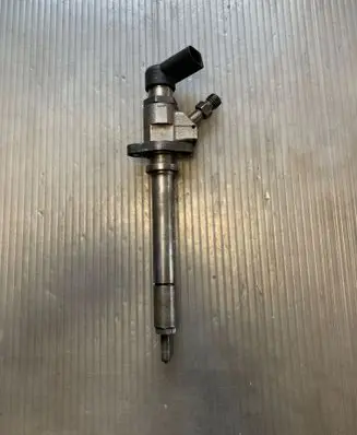 Ford Kuga I Fuel injector 9657144580 HE2641377