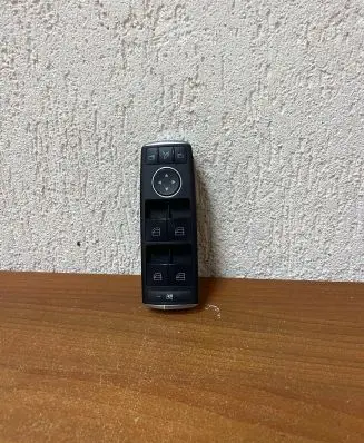 Mercedes-Benz E C207 W207 Electric window control switch A2049055402 1536