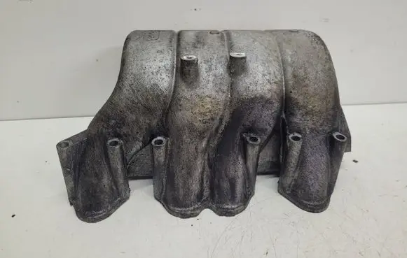 Volkswagen Caddy Intake manifold 038129713BE
