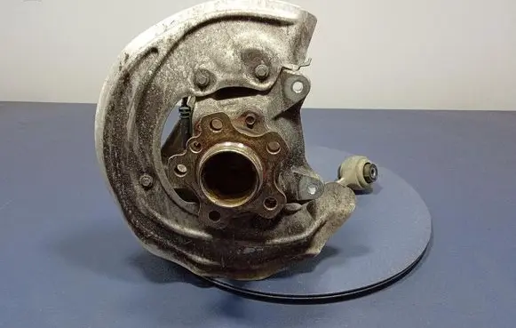 BMW X3 E83 Front wheel hub spindle knuckle 6886947