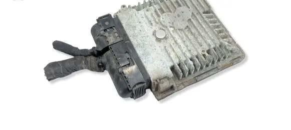 Volkswagen PASSAT B7 Engine control unit/module 03L907425C