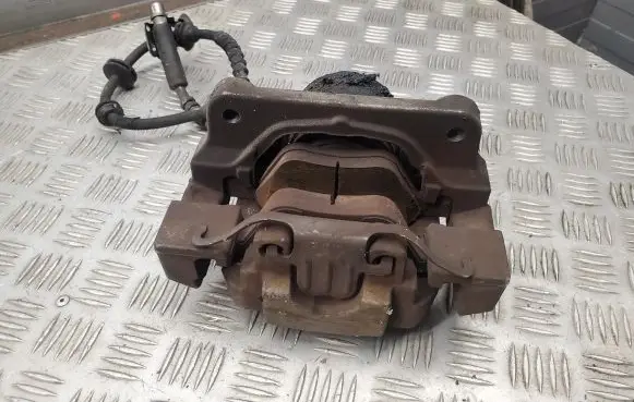 BMW 5 F10 F11 Front brake caliper