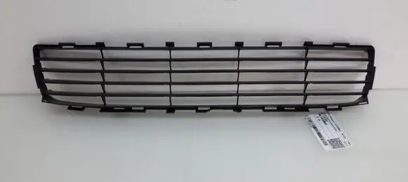 Front bumper lower grill