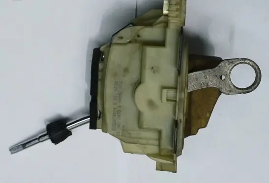 Mercedes-Benz CLK A209 C209 Gear shifter/selector A2032678524