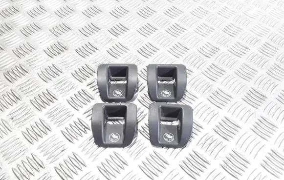 Suzuki SX4 S-Cross ISOFIX cover 8722861M0
