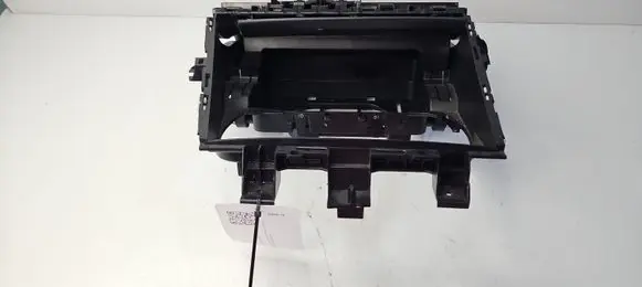 BMW 4 G22 G23 G24 G26 Glove box central console 83313101 6806795 187013