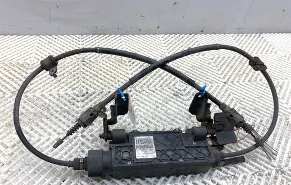 Peugeot 508 Hand brake/parking brake motor 9810501780